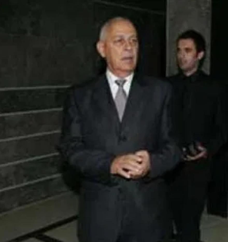 العيسوي ينقل تعازي جلالة الملك بوفاة العين الطبيب عميش عميش