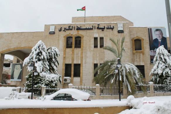 بلدية السلط تعلن حالة الطوارئ المتوسطة استعدادا للمنخفض الجوي