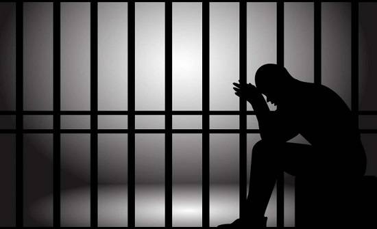 ضبط مطلوب «مسلح و خطير» واخر بحقه 35 طلباً في اربد و عجلون