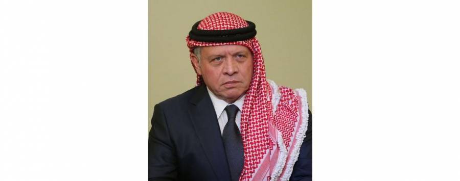 عاجل: الملك يغادر أرض الوطن متوجها إلى عُمان لتقديم العزاء بوفاة السلطان قابوس بن سعيد