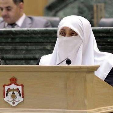 النائب هدى العتوم تسأل الحكومة حول محمية فيفا