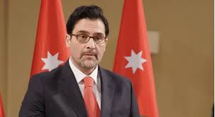 وزير النقل: زيادة عدد الحافلات المخصصة للنقل عبر جسر الملك حسين