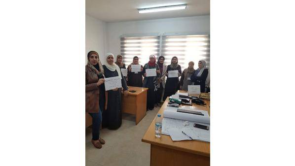 مهندسو القطاع العام يواصلون اضرابهم لليوم الرابع