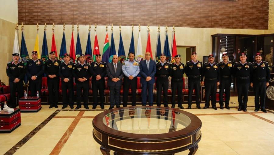 مدير الأمن العام يستقبل الحمود والبزايعة.. صور