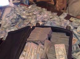 إحباط محاولة لسحب 175 الف دينار بوكالات مزورة