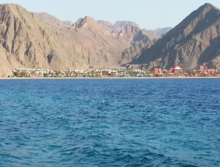 ترجيح طرح وثائق عطاءات تحلية البحر الأحمر الشهر المقبل