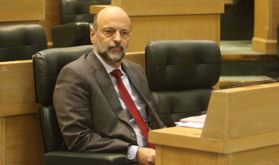 مصدر: الرزاز خرج بعد كلمة الظهراوي بسبب اتصال هاتفي من خارج المملكة