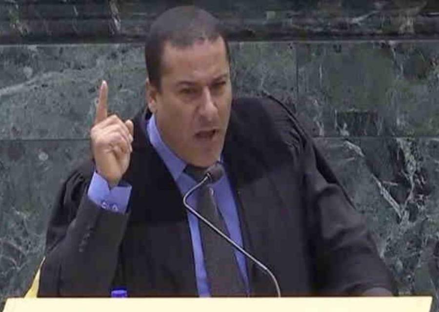 النائب الهواملة للرزاز أعلم أنك أجهشت في البكاء يوم أمس