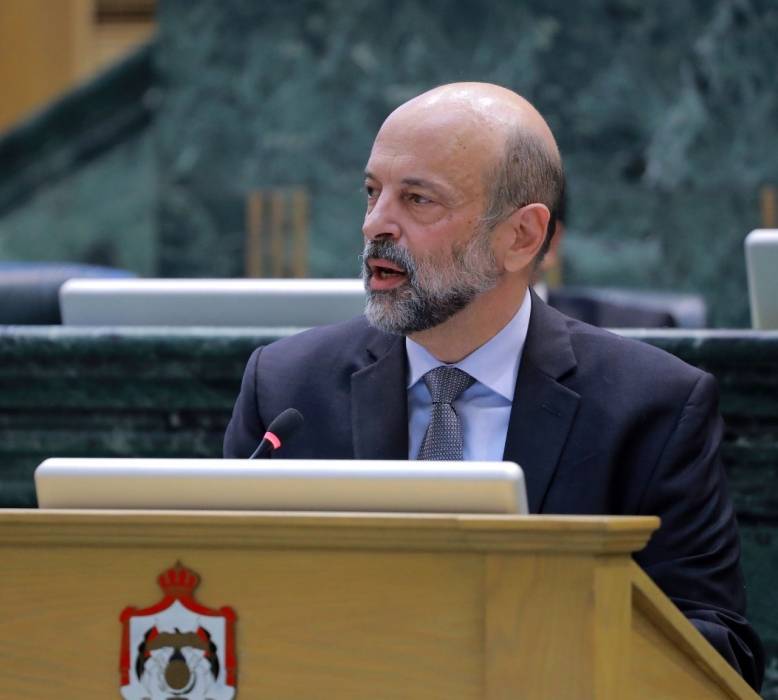 الرزاز يؤكد على الاهداف الوطنية التي تسعى الحكومة بالشراكة مع مجلس النواب لتحقيقها