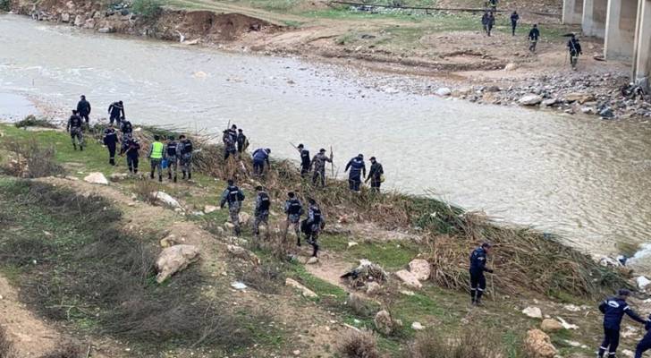 الدفاع المدني: لم نتخذ قرارًا بوقف عمليات البحث عن الشاب حمزة الخطيب