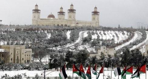 طقس العرب: ثلوج متراكمة جنوباً وأمطار مخلوطة بالثلوج على جبال الشمال والوسط الثلاثاء