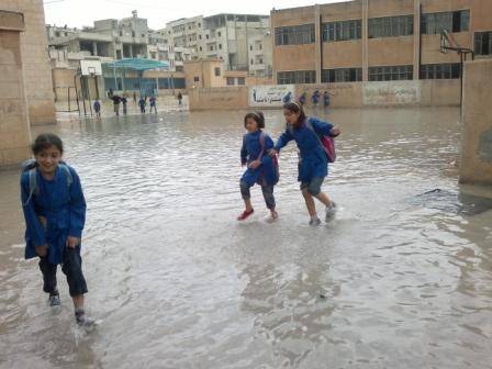 مدارس تؤخر و تعلق الدوام .. أسماء