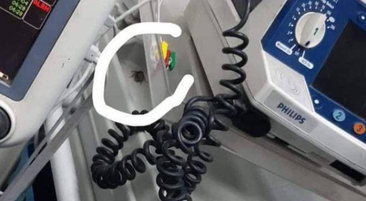 مدير مستشفى البشير يعد بالإفراج عن مُصور فيديو الصرصور