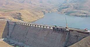 وزير المياه والري: 10 مليون م3 دخلت السدود  لترفع التخزين الى 38