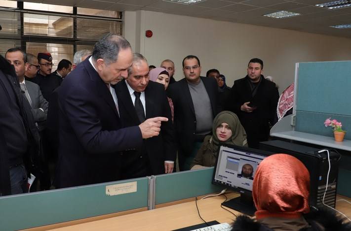 بدء استخدام قارئات البصمة الالكترونية في محاكم الأردن