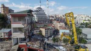 مصرع 20 شخصا واصابة 772 بزلزال تركيا