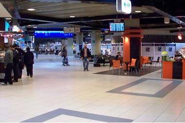 البدء بتركيب الكواشف الحرارية في مطارات الأردن... صور