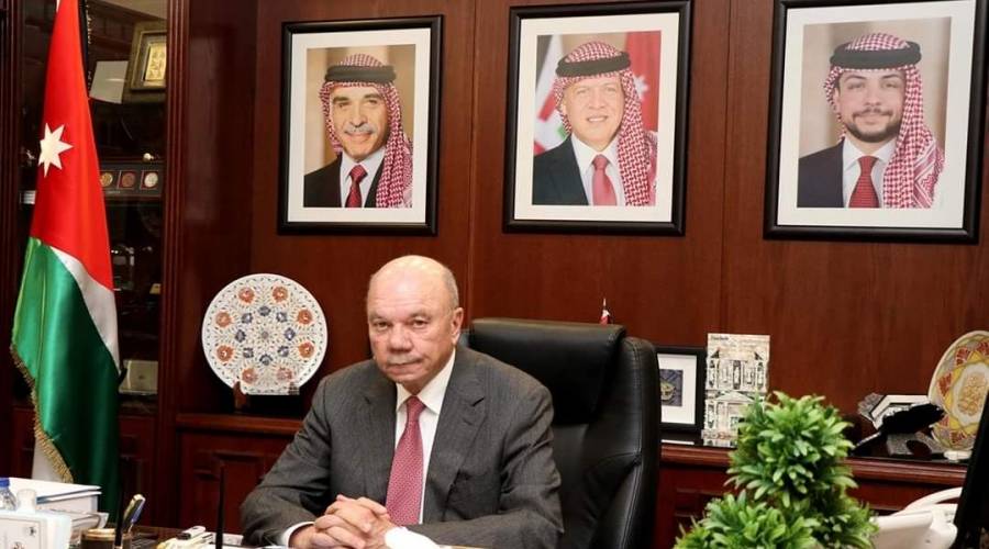 الفايز يثمن جهود الملك لاحلال السلام العادل والشامل في المنطقة.