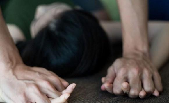 عاجل : جنايات اربد تبرئ متهماً عربياً من تهمة الاغتصاب مكرر 500 مرة و هتك العرض 499 مرة لإبنة زوجته .. تفاصيل