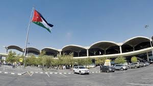 وزير النقل يتفقد إجراءات الوقاية من كورونا في مطار الملكة علياء