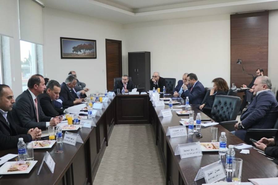 وزارة الشباب تبحث آليات استثمار بيوت ومعسكرات الشباب