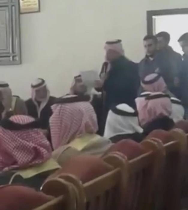 صلحة عشائرية بين العزازمة والطويل برئاسة قبيلة بني حميدة