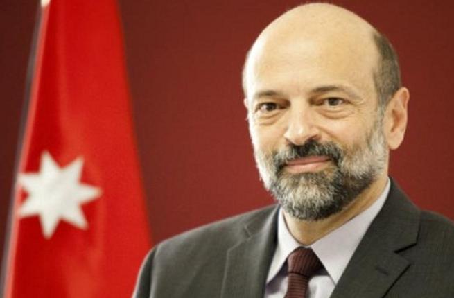 الرزاز يجدد دعم الأردن لاستقرار العراق