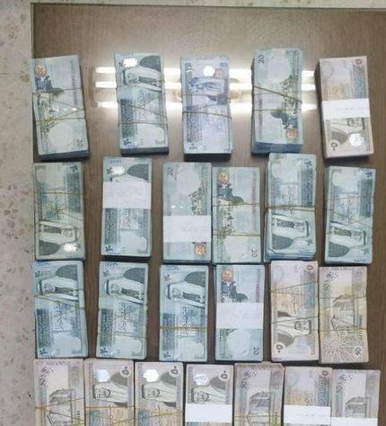 عاجل : بالصور .. البحث الجنائي يستعيد 267 الف دينار خلال تعامله مع قضيتين للاحتيال الإلكتروني ويلقي القبض على المتورطين