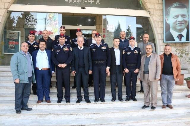 حملة وطنية للتبرع بالدم لصالح مركز الحسين للسرطان في غرفة تجارة الزرقاء