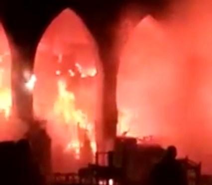 حريق كبير في منطقة وسط البلد