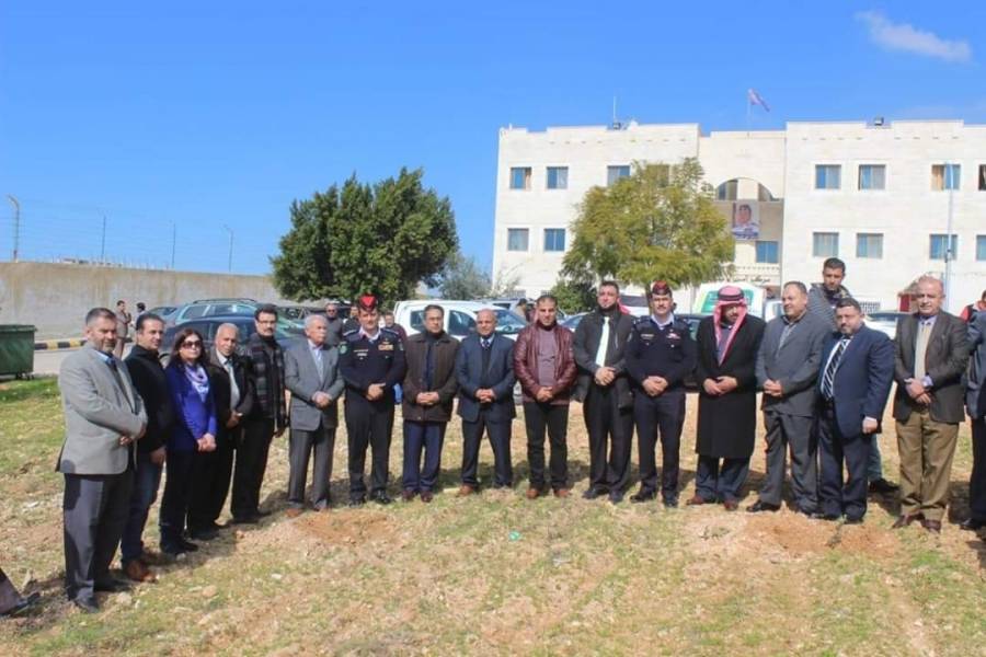 العقيد الشبلي يرعى الاحتفال بيوم الشجرة في لواء الوسطية