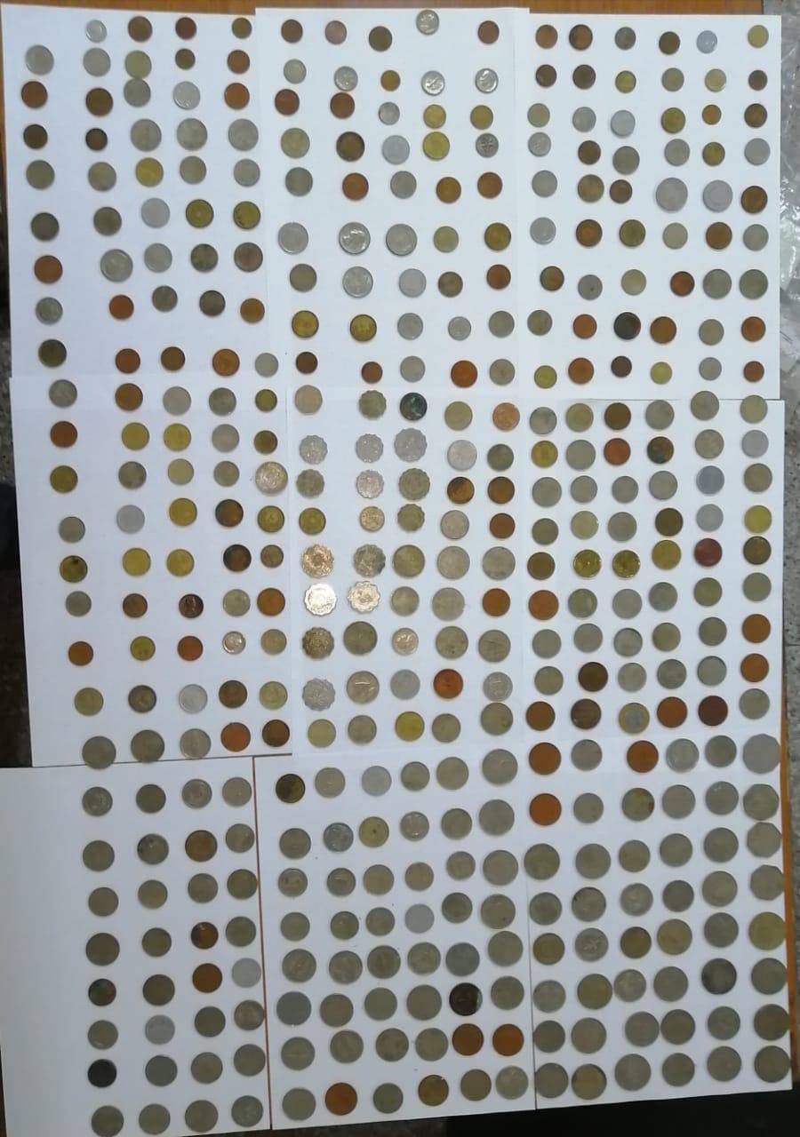 الأمن القبض على شخص يعرض عملات نقدية للبيع