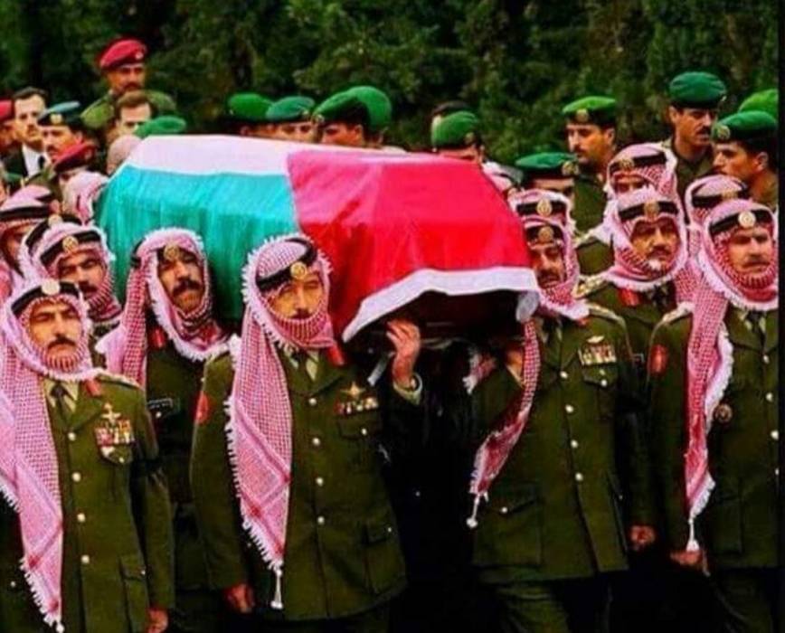 رجال حملوا الحسين في رحلته الأخيرة