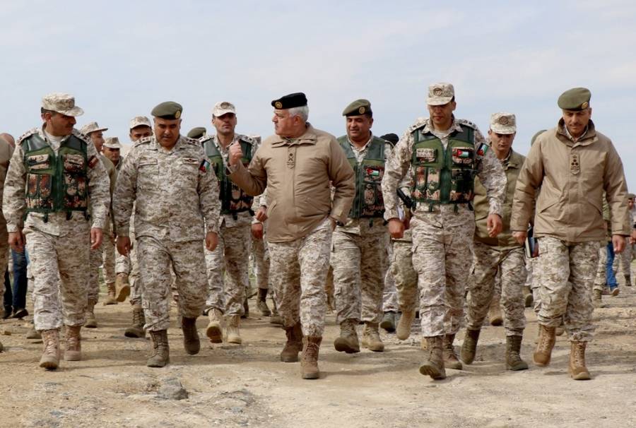 رئيس هيئة الأركان المشتركة يزور كتيبة حرس الحدود10 الملكية