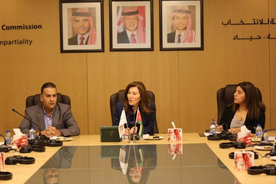 مركز الدراسات الاستراتيجية يزور المستقلة للانتخاب