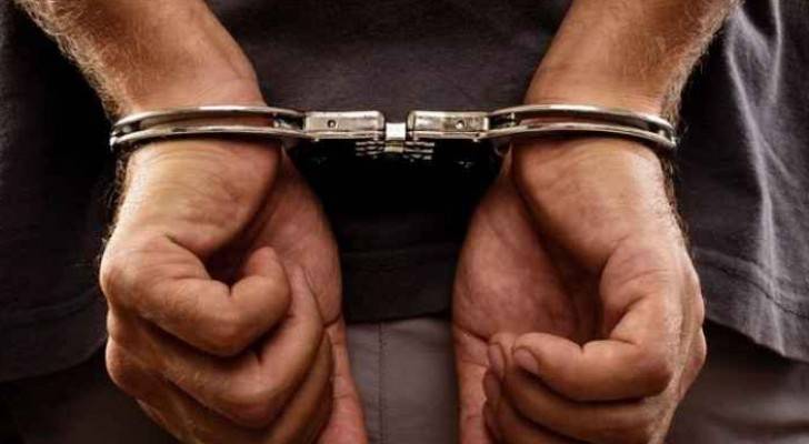 القبض على اربعيني مسجل بحقه 6 طلبات قضائية في اربد