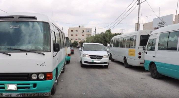إضراب لباصات الكوستر بإربد والسلط والزرقاء يشل حركة النقل