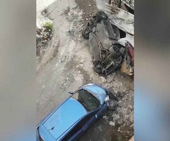 إصابة عامل محطة غسيل مركبات بعد سقوط سيارة من علو 10 أمتار في ماركا