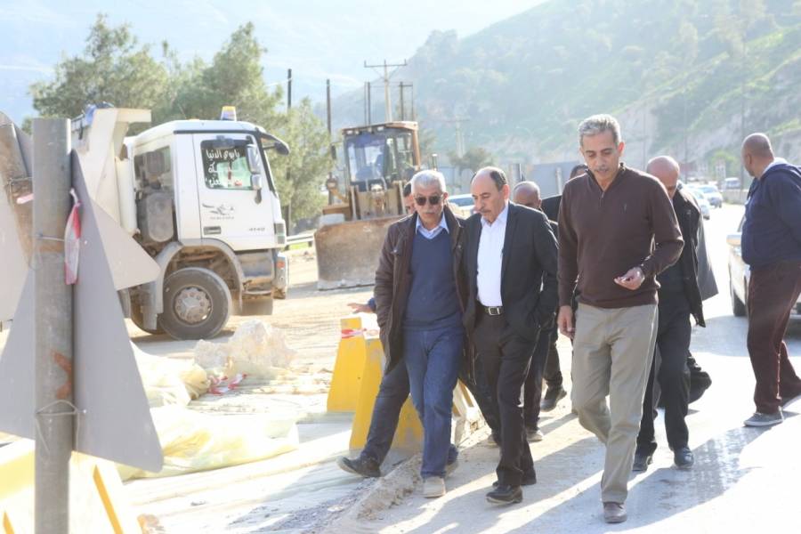 العموش يتفقد أعمال مشروع إعادة تأهيل مدخل جرش الجنوبي