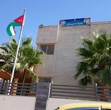 بلدية أم البساتين تسخر آلياتها لنقل المواطنين لأماكن عملهم