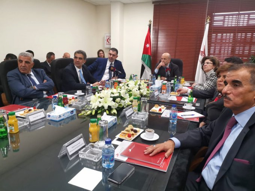 الرزاز: نتطلع لنقل تجربة الضمان إلى المؤسسات الحكومية