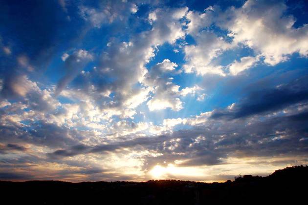 الاثنين .. طقس بارد نسبيا وتوقع أمطار