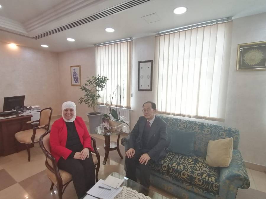 اسحاقات تبحث مع السفير الياباني اوجه التعاون الاجتماعي بين البلدين