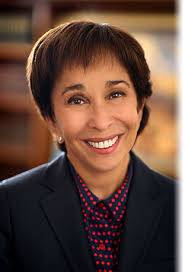 الأميرة بسمة تفتتح المؤتمر الدولي الثالث عشر للتيبوغرافي