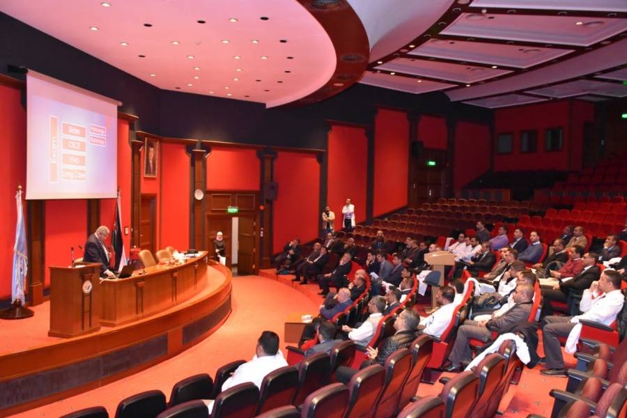 عقد امتحانات البورد العربي في مستتشفى الملك المؤسس عبد الله الجامعي *