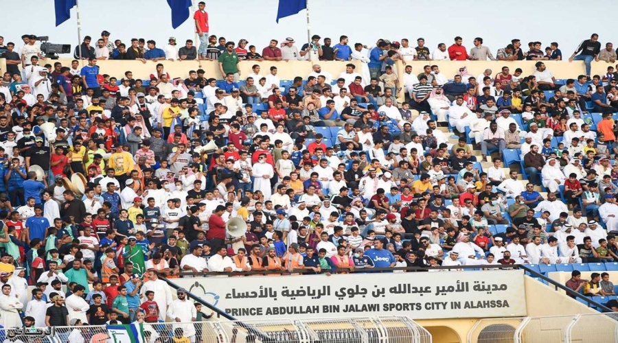 وفاة طفل رضيع  في المدرجات خلال مباراة بالدوري السعودي... تفاصيل