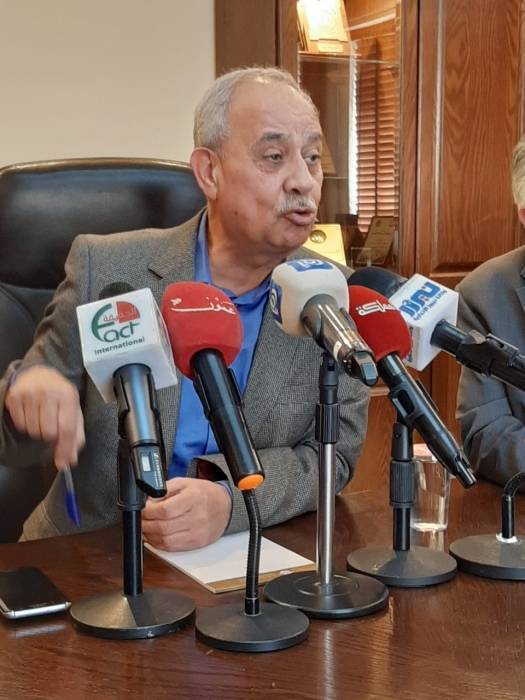 شاهد البث المباشر للمؤتمر الصحفي في غرفة صناعة عمان حول الخطوات والإجراءات التي قامت بها المصانع الأردنية العاملة في إنتاج المطهرات والكمامات