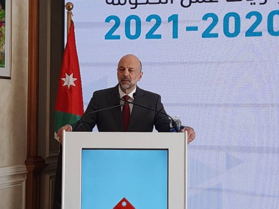 الرزاز: يوجه بتفعيل خط ساخن خاص باستفسارات الكورونا يخدم المواطنين