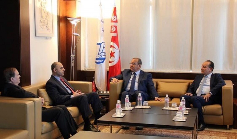 النائب أبو صعيليك يلتقي رئيس الاتحاد التونسي للصناعة والتجارة