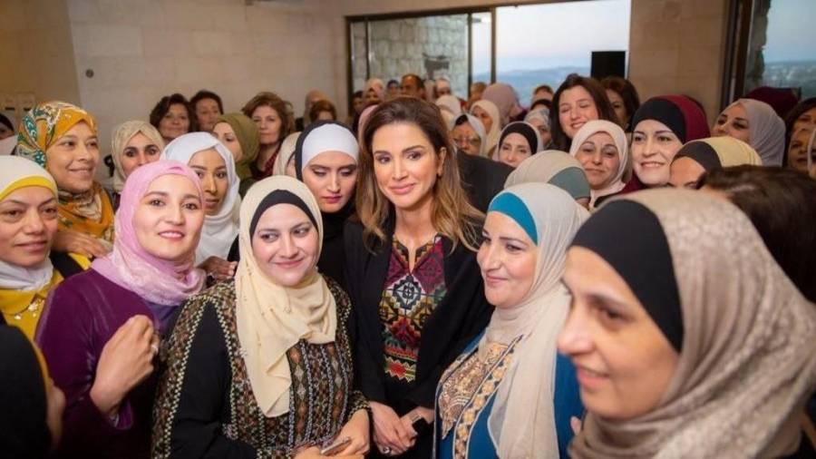 الملكة تهنئ الأردنيات بيوم المرأة العالمي عبر انستغرام